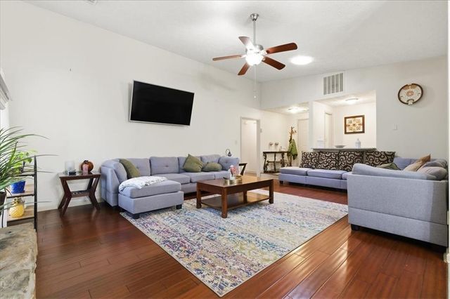 2025 Kristian Way, Roswell, GA 30076