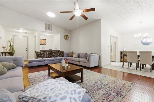 2025 Kristian Way, Roswell, GA 30076