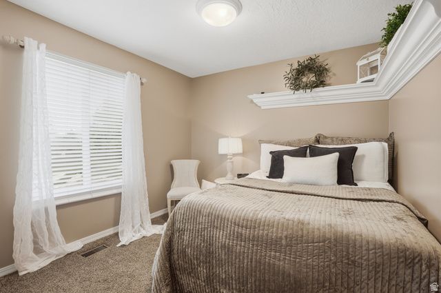 1052 E 5900 S, South Ogden, UT 84405