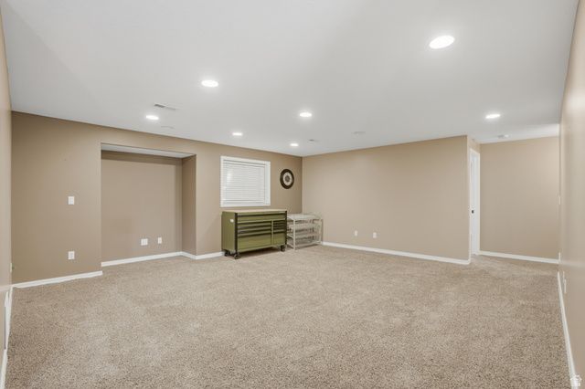 1052 E 5900 S, South Ogden, UT 84405