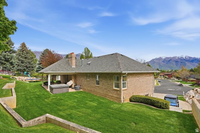 1052 E 5900 S, South Ogden, UT 84405