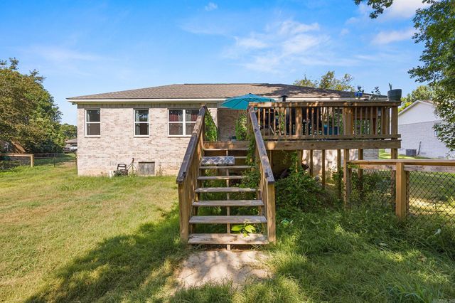 30 Ledrick Circle, Mayflower, AR 72106