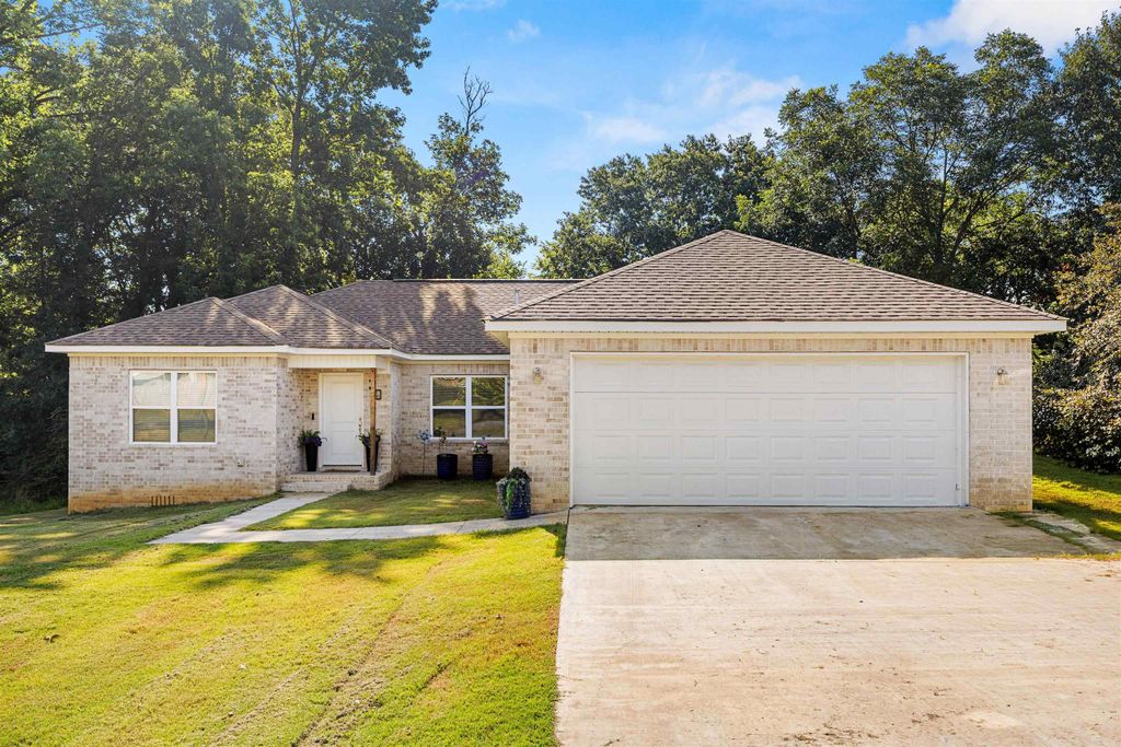 30 Ledrick Circle, Mayflower, AR 72106