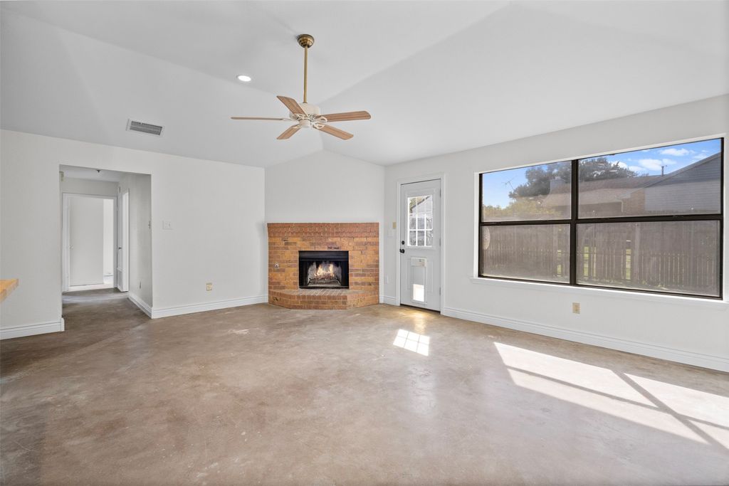 5213 Colonial Drive, Flower Mound, TX 75028 — photo 2