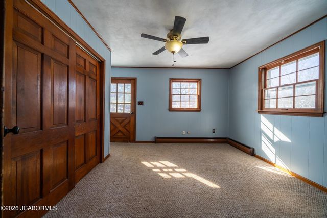 2009 WAYNE AVENUE, Jefferson City, MO 65109