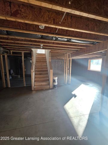 15347 Sherwood Lane, Lansing, MI 48906