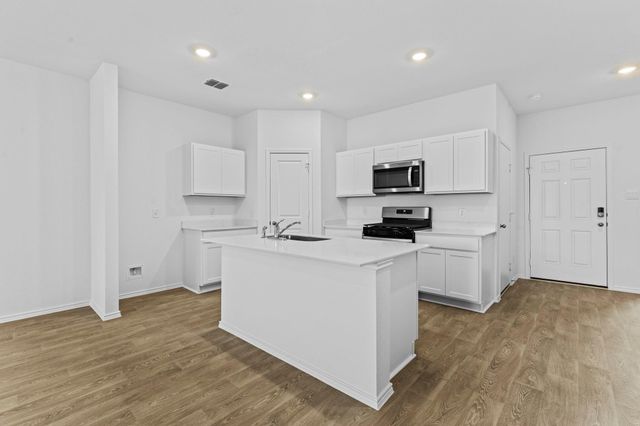 169 Harrison XING A, Kyle, TX 78640