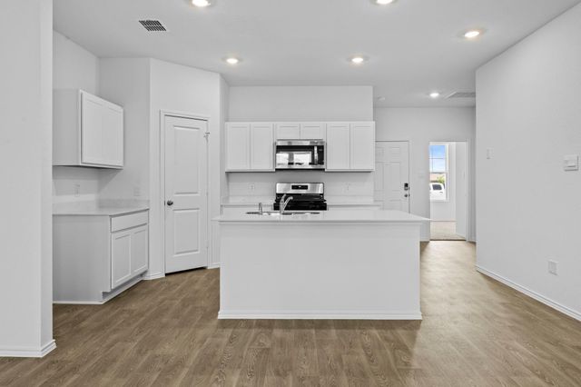 169 Harrison XING A, Kyle, TX 78640