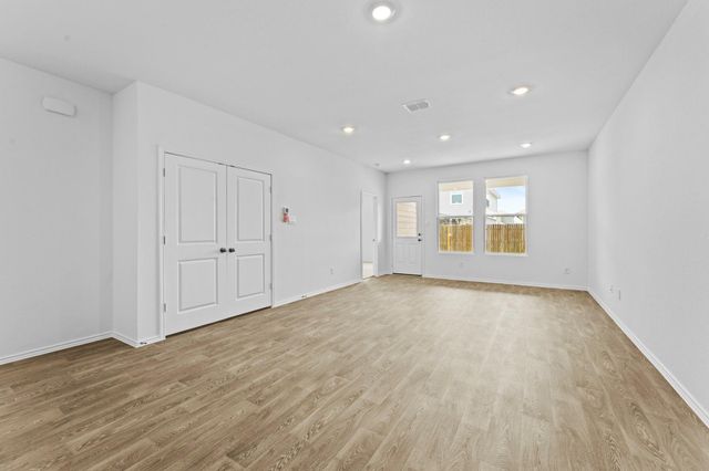 169 Harrison XING A, Kyle, TX 78640