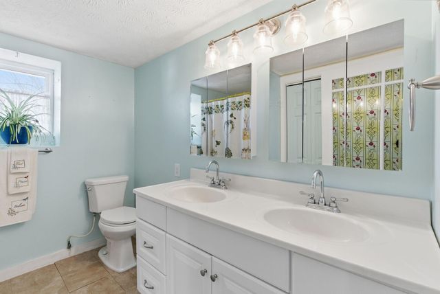 141 Farthing Lane, Waco, KY 40385