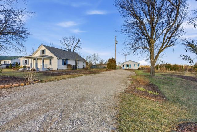 141 Farthing Lane, Waco, KY 40385