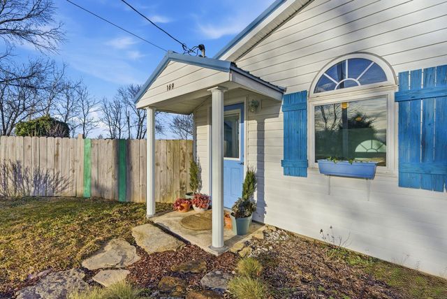 141 Farthing Lane, Waco, KY 40385