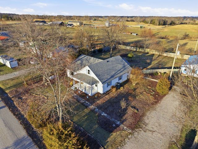 141 Farthing Lane, Waco, KY 40385