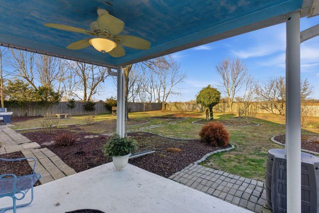 141 Farthing Lane, Waco, KY 40385