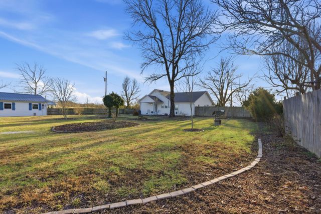 141 Farthing Lane, Waco, KY 40385