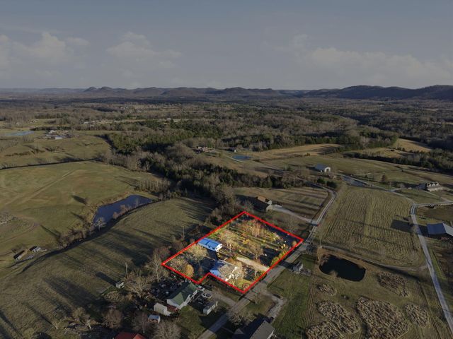 141 Farthing Lane, Waco, KY 40385