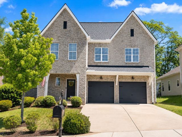 705 Plowson Rd, Mount Juliet, TN 37122