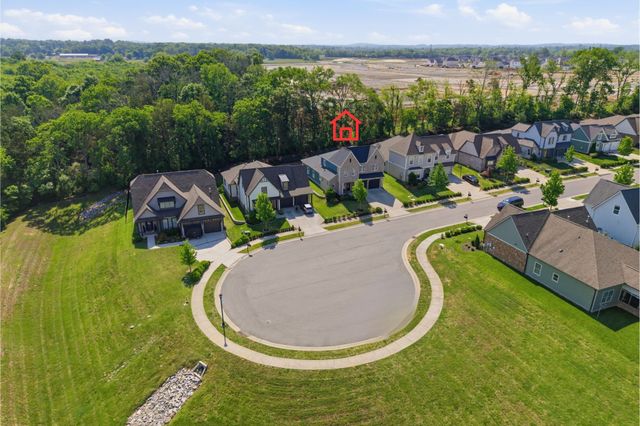 705 Plowson Rd, Mount Juliet, TN 37122