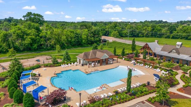 705 Plowson Rd, Mount Juliet, TN 37122