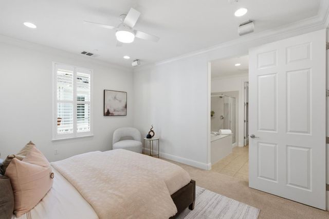631 True Wind Way 216, Redwood City, CA 94063