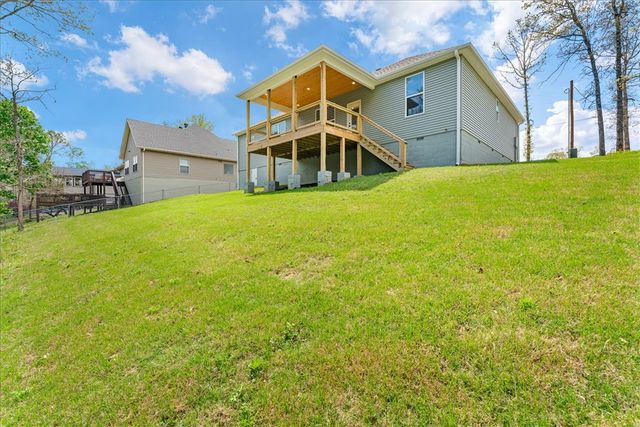 27 Kirkcudbright Lane, Bella Vista, AR 72715