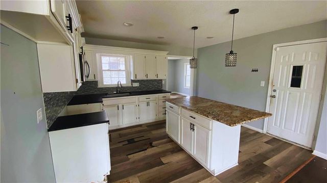 2820 N 43rd Street, Kansas City, KS 66104