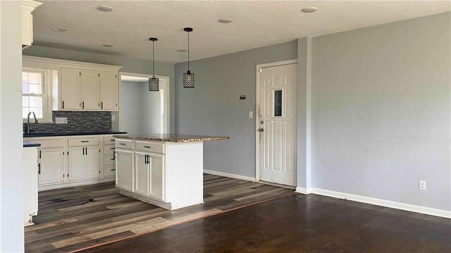2820 N 43rd Street, Kansas City, KS 66104