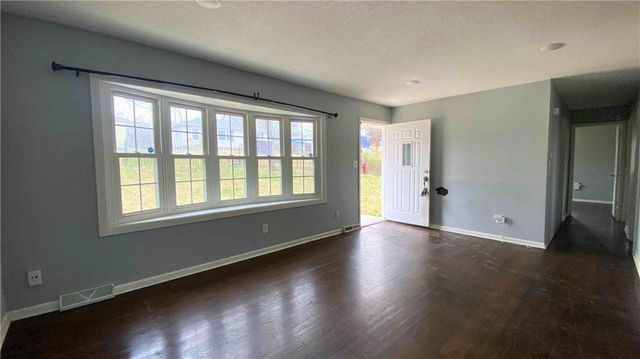 2820 N 43rd Street, Kansas City, KS 66104