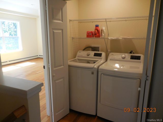 230 Expressway Drive N, Medford, NY 11763
