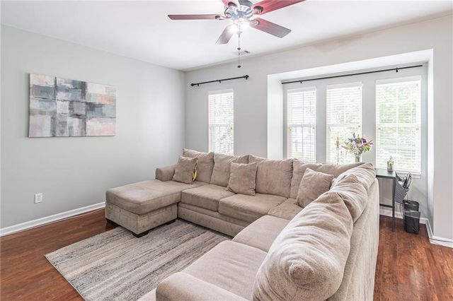1216 Park Pass Way, Suwanee, GA 30024
