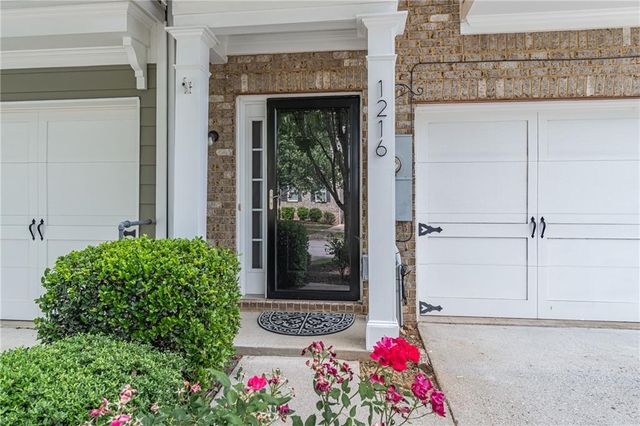 1216 Park Pass Way, Suwanee, GA 30024