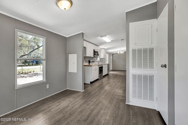 103 ALBANY Court, Satsuma, FL 32189