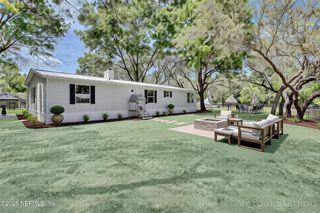 103 ALBANY Court, Satsuma, FL 32189