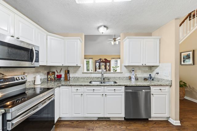 1602 Zurich Dr, Spring Hill, TN 37174