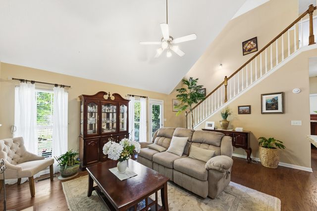 1602 Zurich Dr, Spring Hill, TN 37174