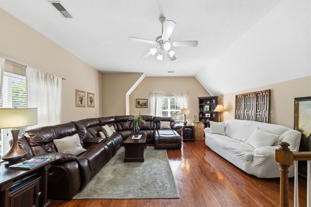 1602 Zurich Dr, Spring Hill, TN 37174