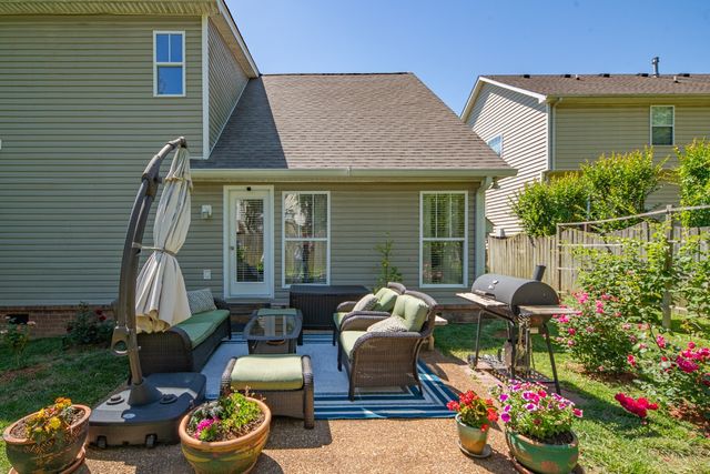 1602 Zurich Dr, Spring Hill, TN 37174