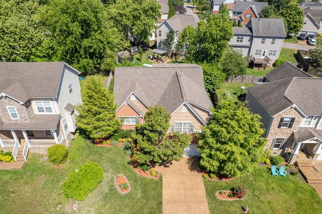 1602 Zurich Dr, Spring Hill, TN 37174