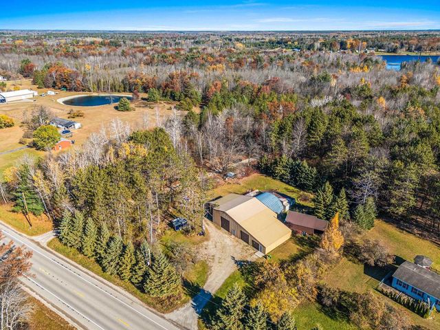 N4890 STATE HIGHWAY 180, Marinette, WI 54153