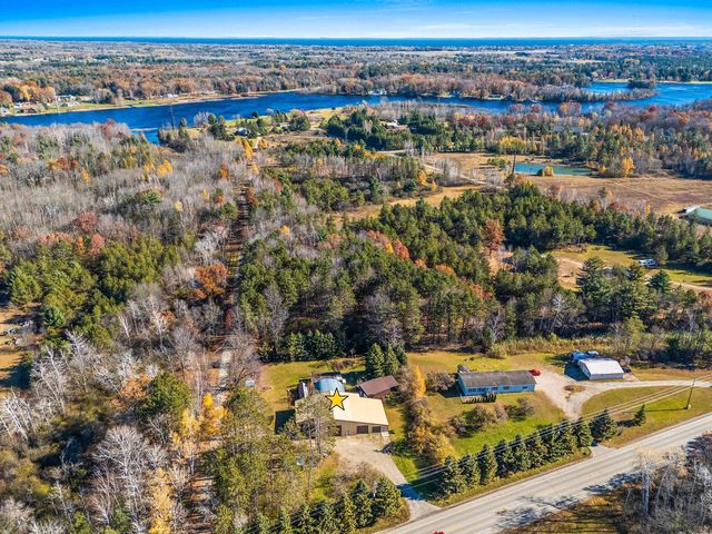 N4890 STATE HIGHWAY 180, Marinette, WI 54153