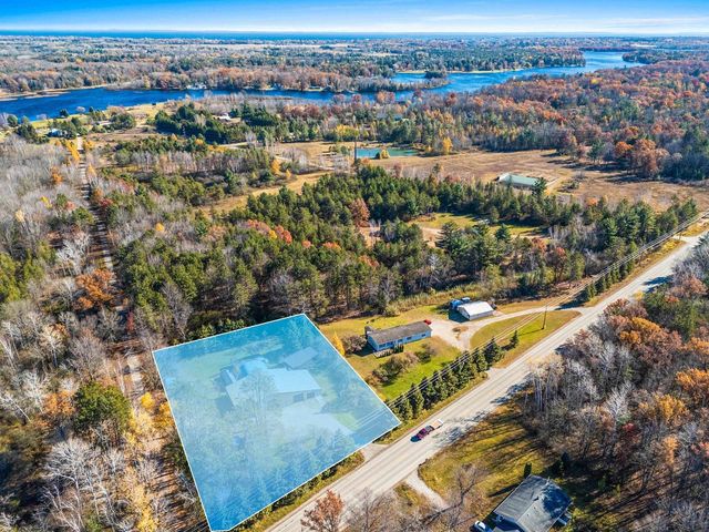 N4890 STATE HIGHWAY 180, Marinette, WI 54153