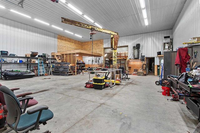 N4890 STATE HIGHWAY 180, Marinette, WI 54153