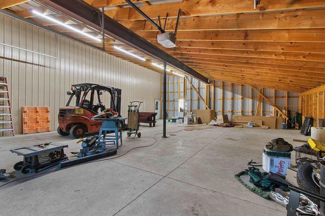 N4890 STATE HIGHWAY 180, Marinette, WI 54153