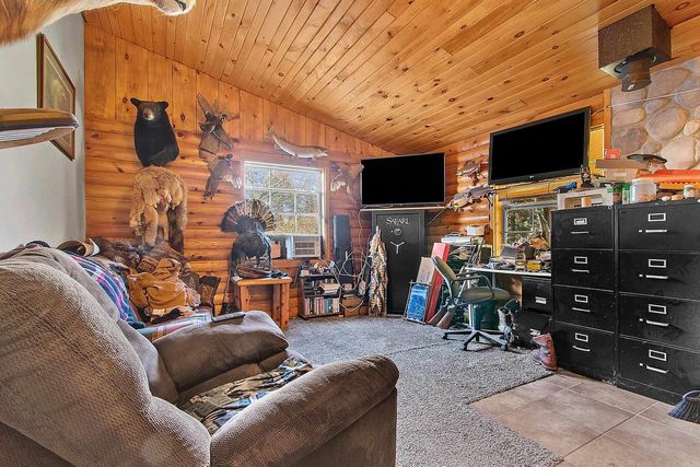 N4890 STATE HIGHWAY 180, Marinette, WI 54153