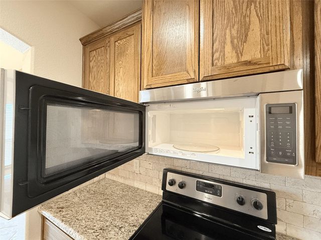 418 Spyglass Drive, Willow Park, TX 76008