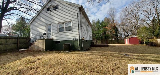 40 Beverly Avenue, Franklin, NJ 08873