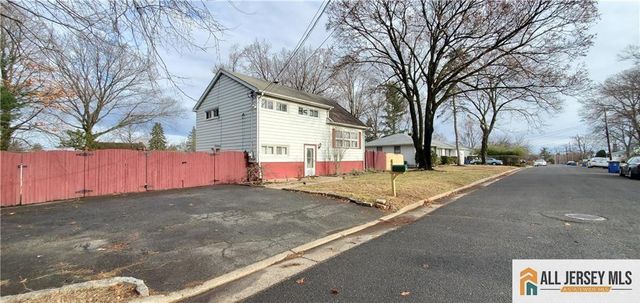 40 Beverly Avenue, Franklin, NJ 08873