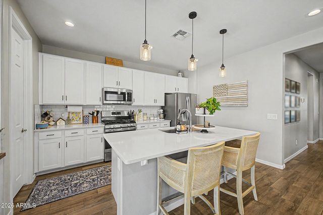 17850 W RUNNING DEER Trail, Surprise, AZ 85387