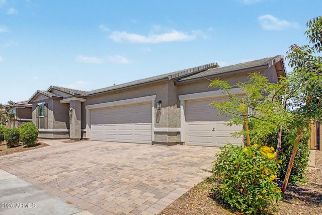 17850 W RUNNING DEER Trail, Surprise, AZ 85387