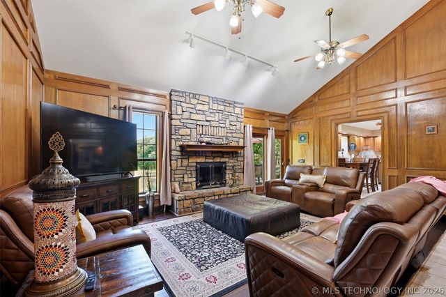 2603 Ponderosa Road, Ardmore, OK 73401